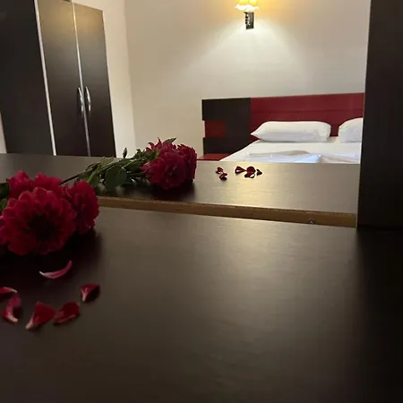 Park 4* Velipojë