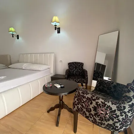 Park 4* Velipojë
