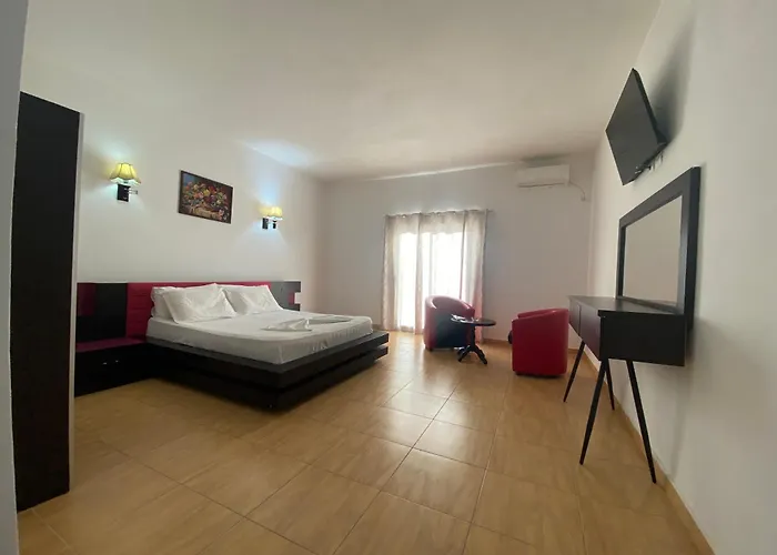 Park 4* Velipojë