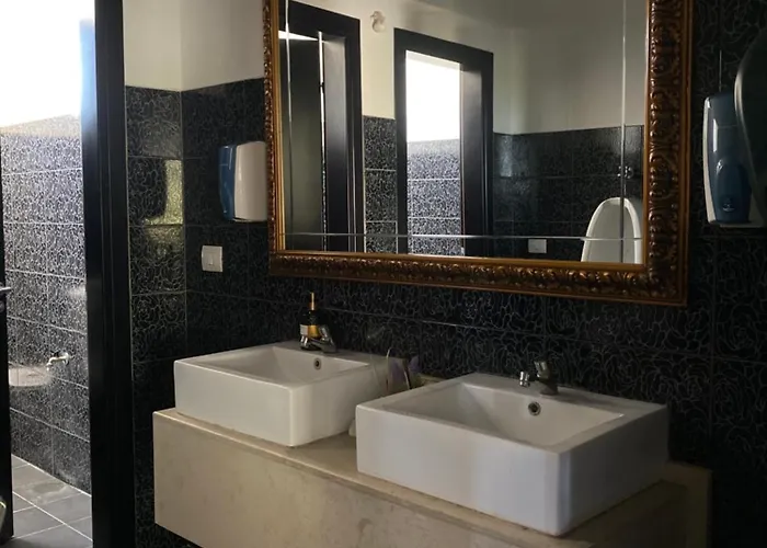 Park 酒店 Velipojë